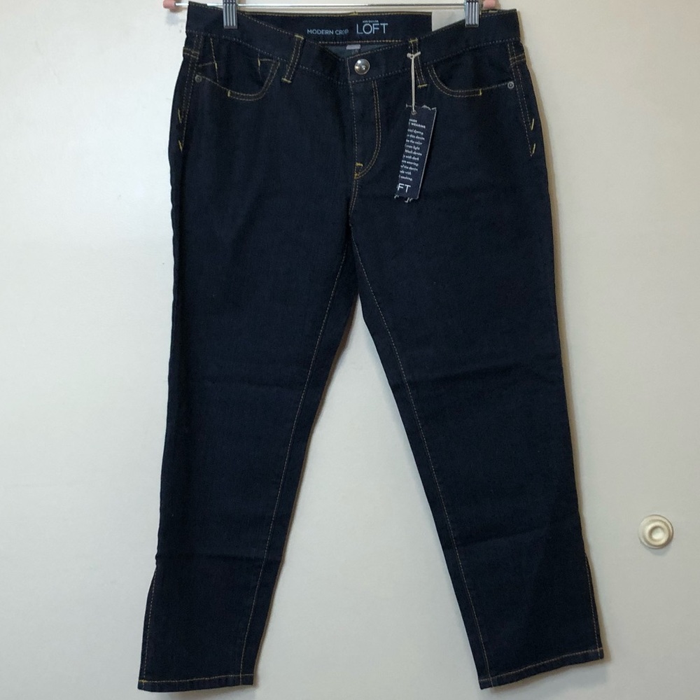 Women’s Ann Taylor Loft Modern Crop Jeans. Blue. Size 12. NWT.